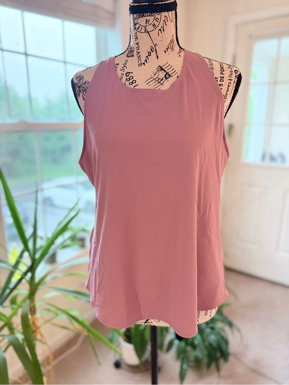 Oysho Women Pink Breathable Activewear Tank Top Keyhole Back XL